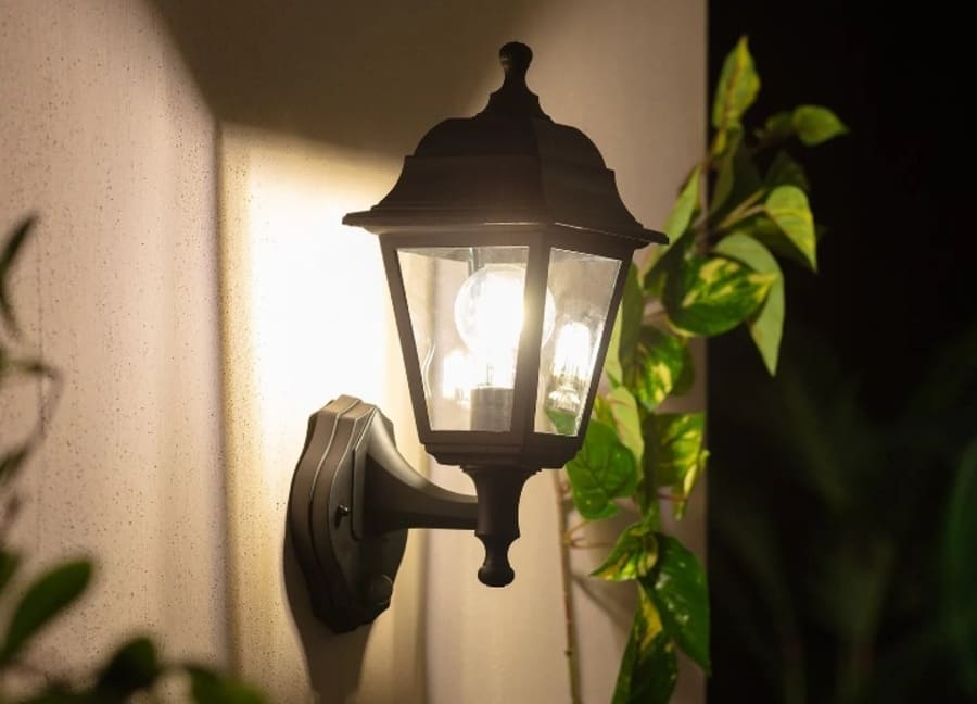 Как работает датчик движения в уличных светильниках