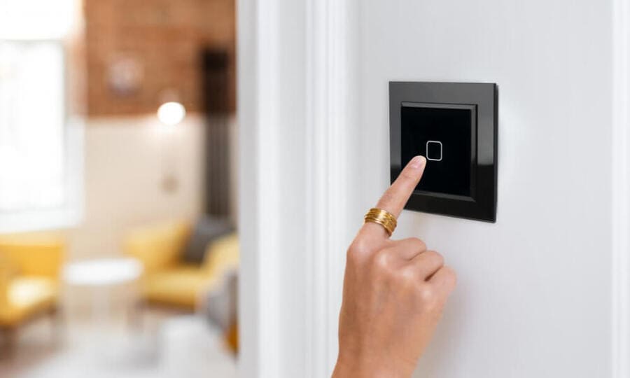 Сенсорные выключатели: за и против