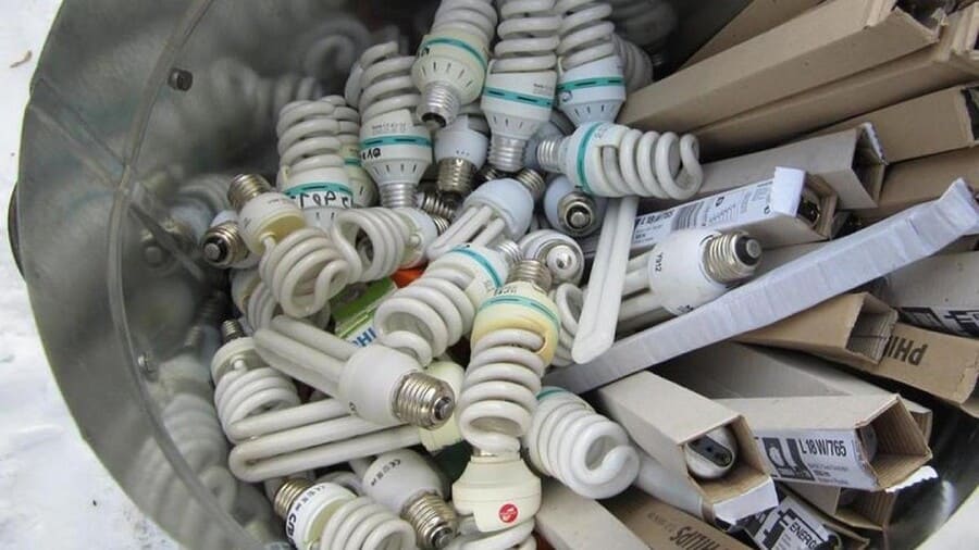 Как правильно утилизировать люминесцентные лампы